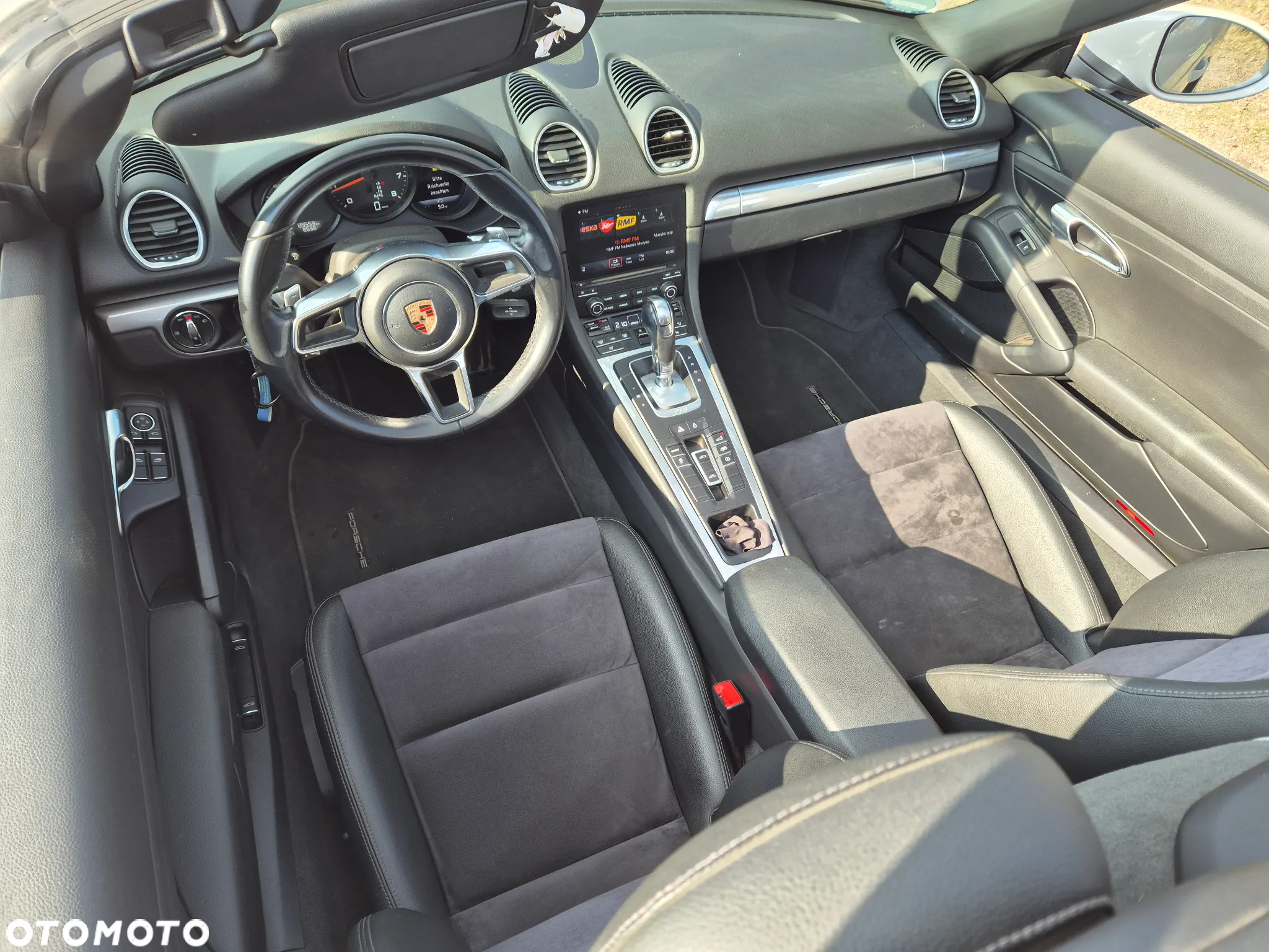 Porsche Boxster - 11