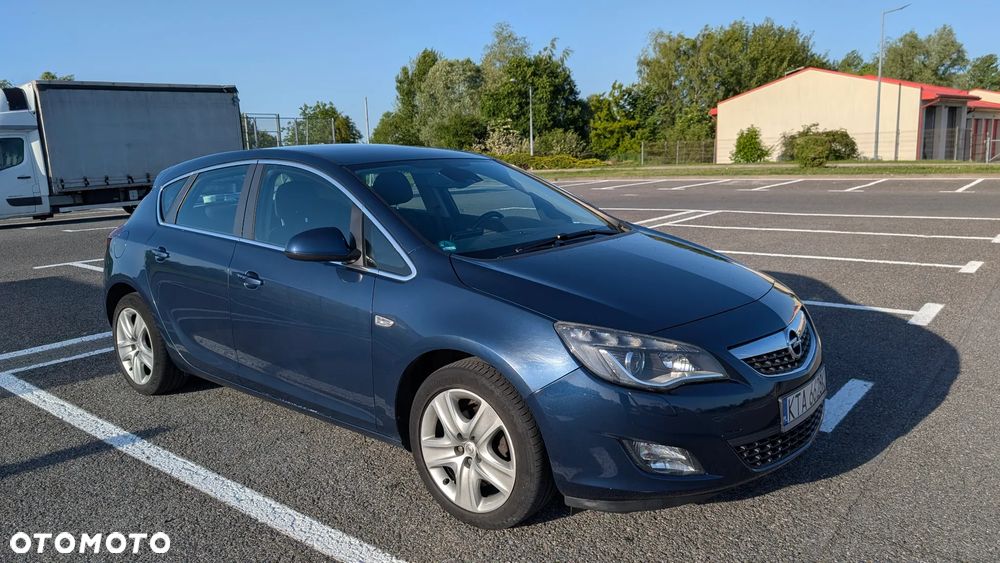 Opel Astra 1.4 T Cosmo - 3