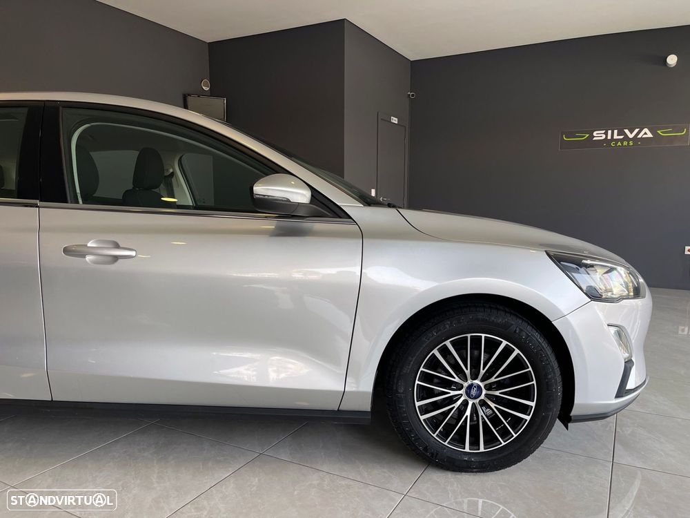 Ford Focus 1.5 TDCi EcoBlue Active Aut. - 4