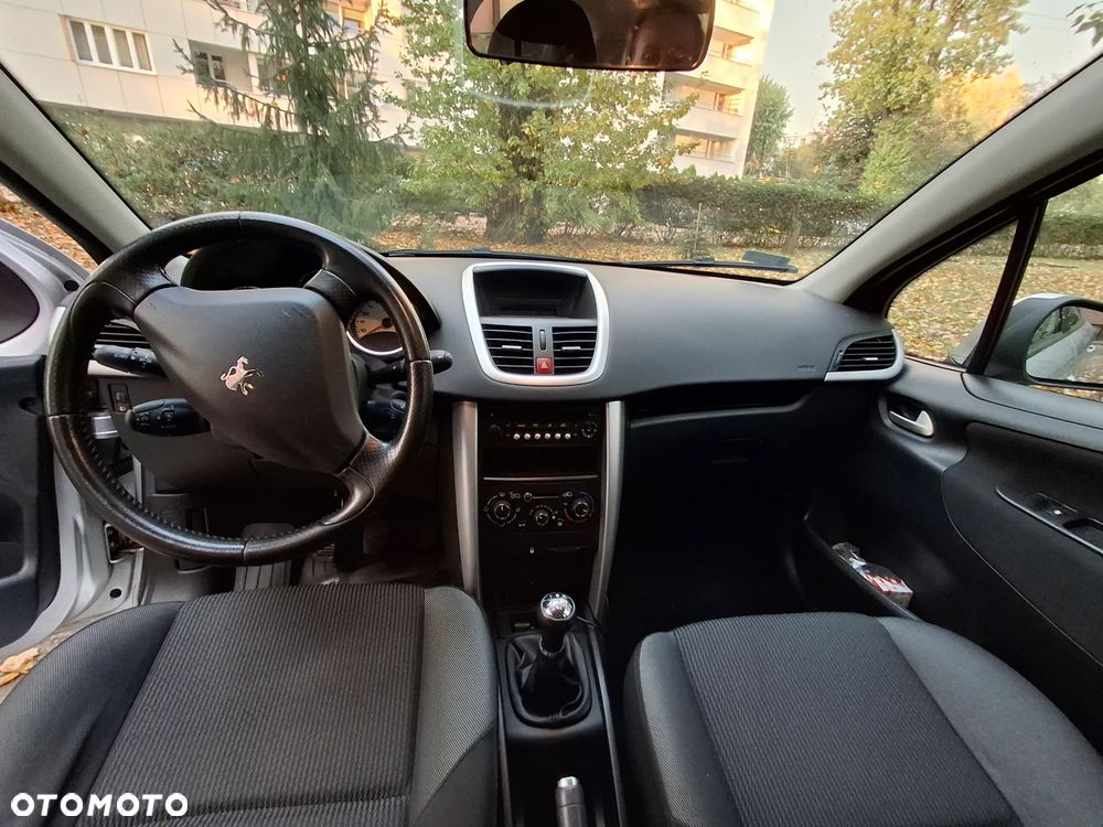 Peugeot 207 1.4 Trendy - 7