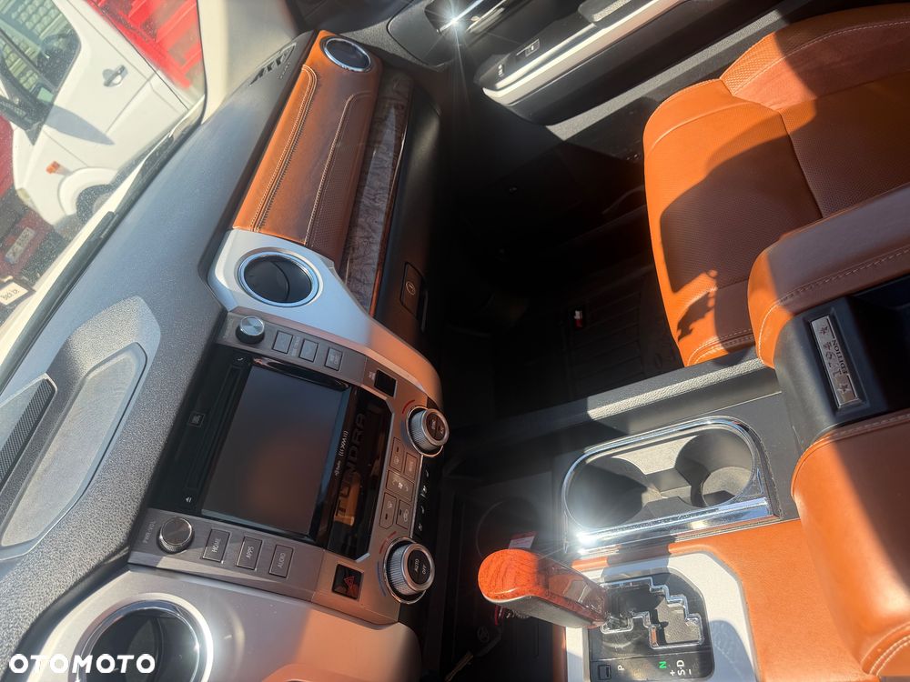 Toyota Tundra - 20