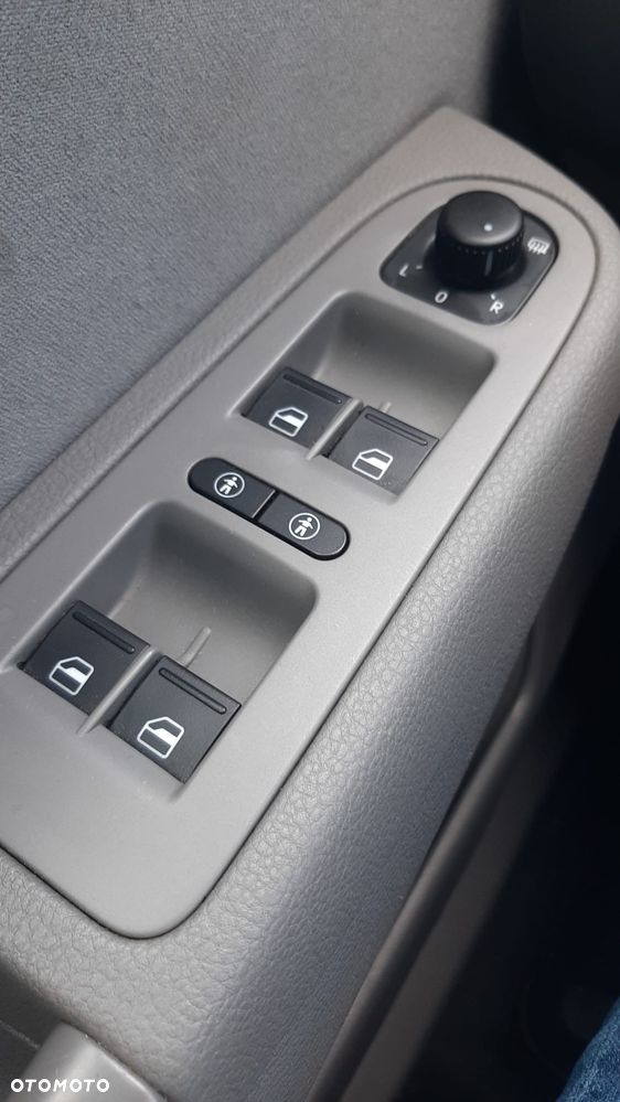 Seat Alhambra 2.0 TDI DPF Ecomotive - 21