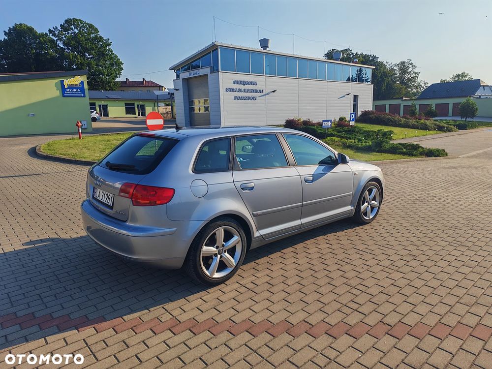 Audi A3 Sportback 2.0 TDI DPF S line Sportpaket (plus) - 4