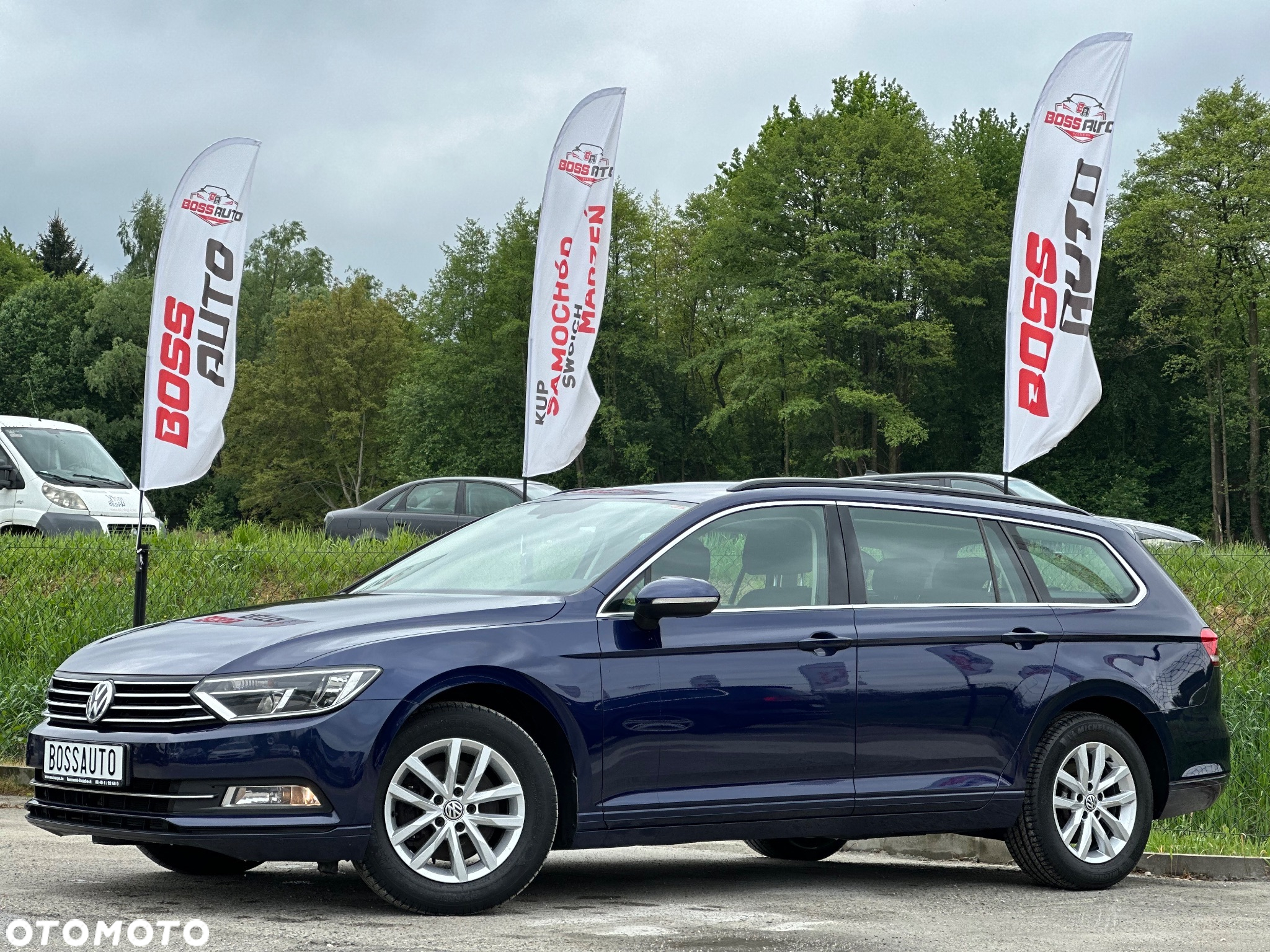 Volkswagen Passat Variant 2.0 TDI (BlueMotion Technology) Highline - 12