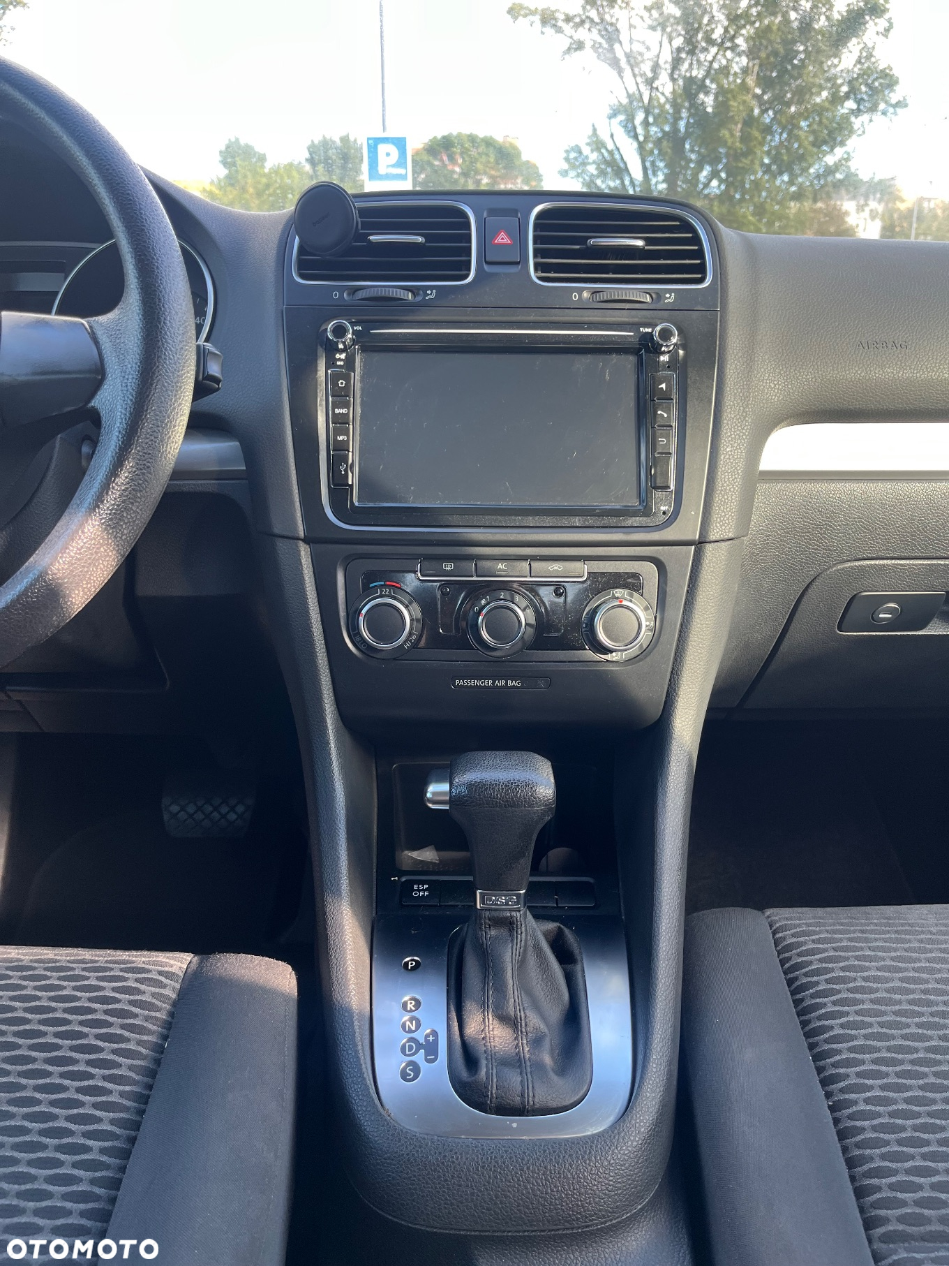 Volkswagen Golf VI 1.6 Trendline DSG - 9
