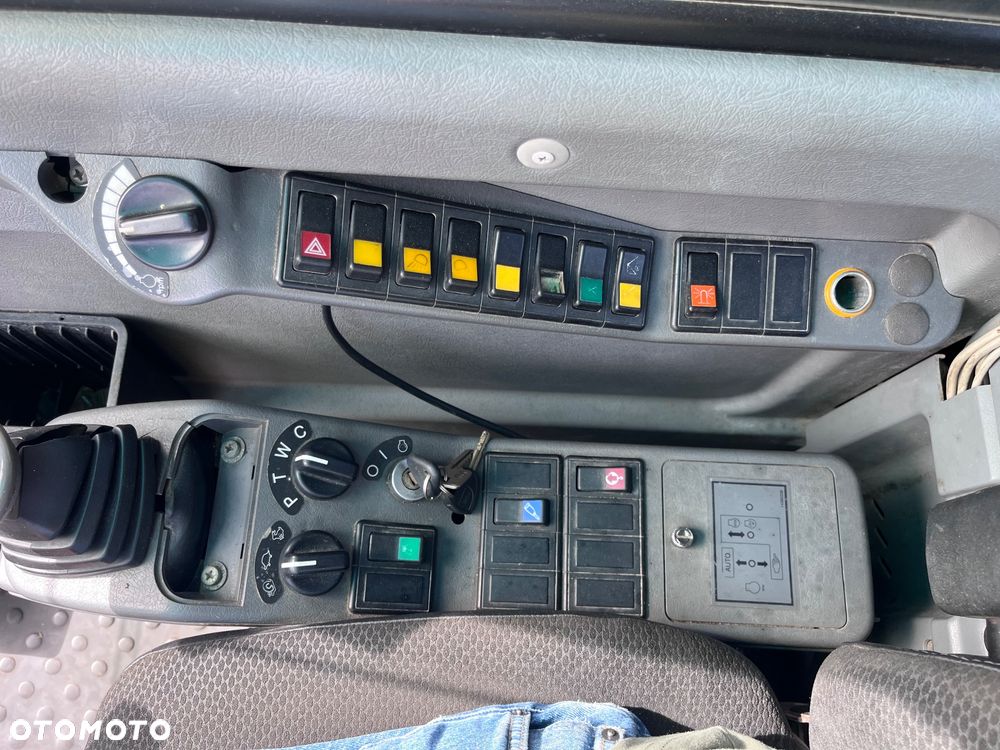 Volvo EW140B - 23