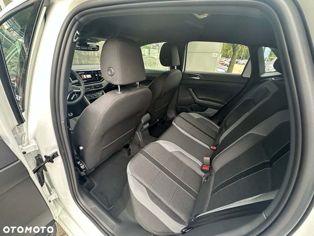 Volkswagen Polo - 24