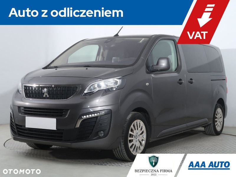 Peugeot Traveller - 1