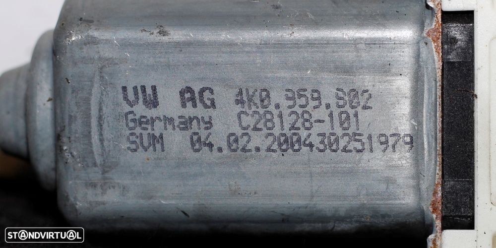 MOTOR ELEVATÓRIO DO VIDRO DIANTEIRO DIREITO VW PASSAT - 4