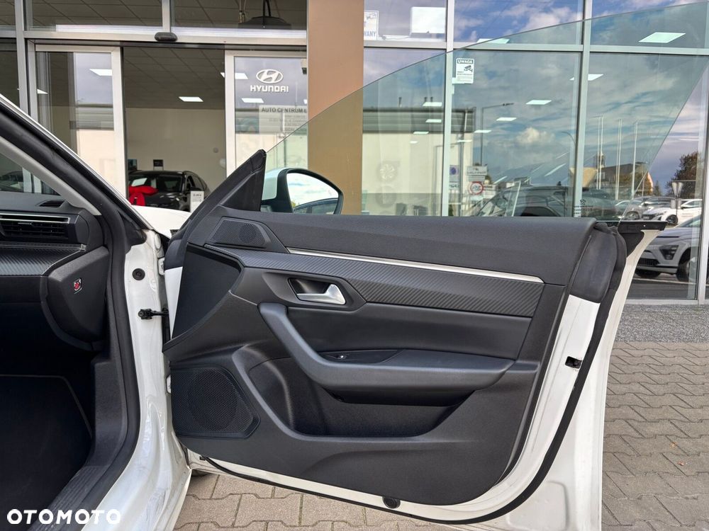 Peugeot 508 1.5 BlueHDi Allure Pack S&S EAT8 - 32