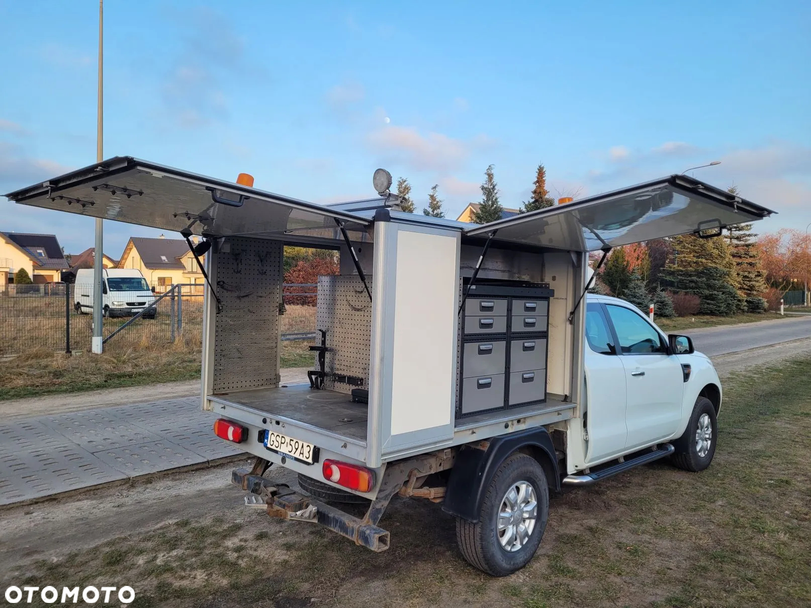 Ford Ranger XLT - 23