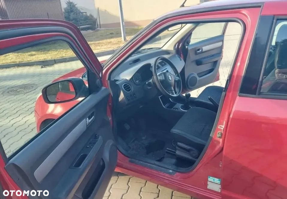 Suzuki Swift 1.3 Club - 5