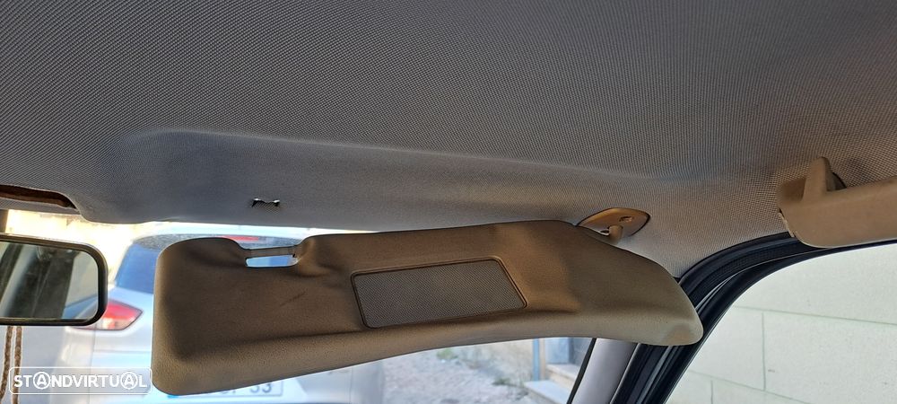 Ford Fiesta 1.25 Ghia - 13