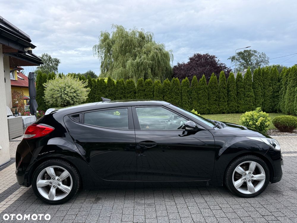Hyundai Veloster 1.6 Premium - 10