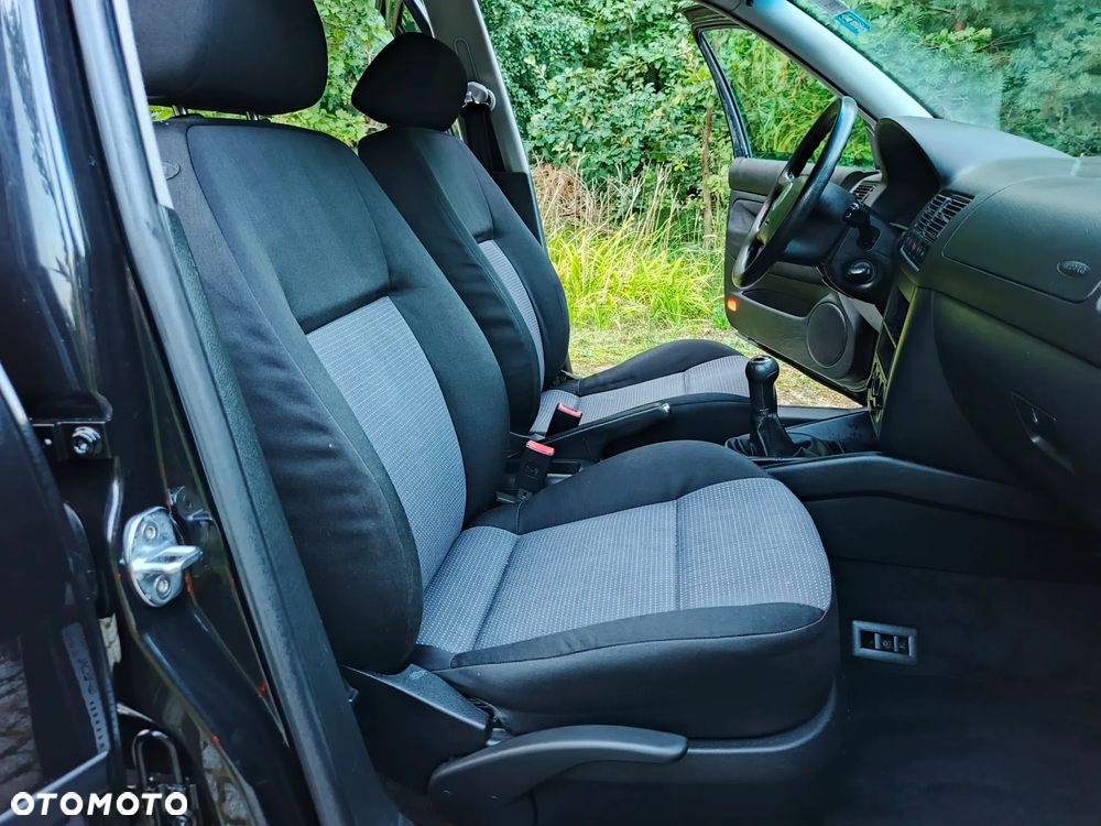 Volkswagen Golf 1.9 TDI Trendline - 11
