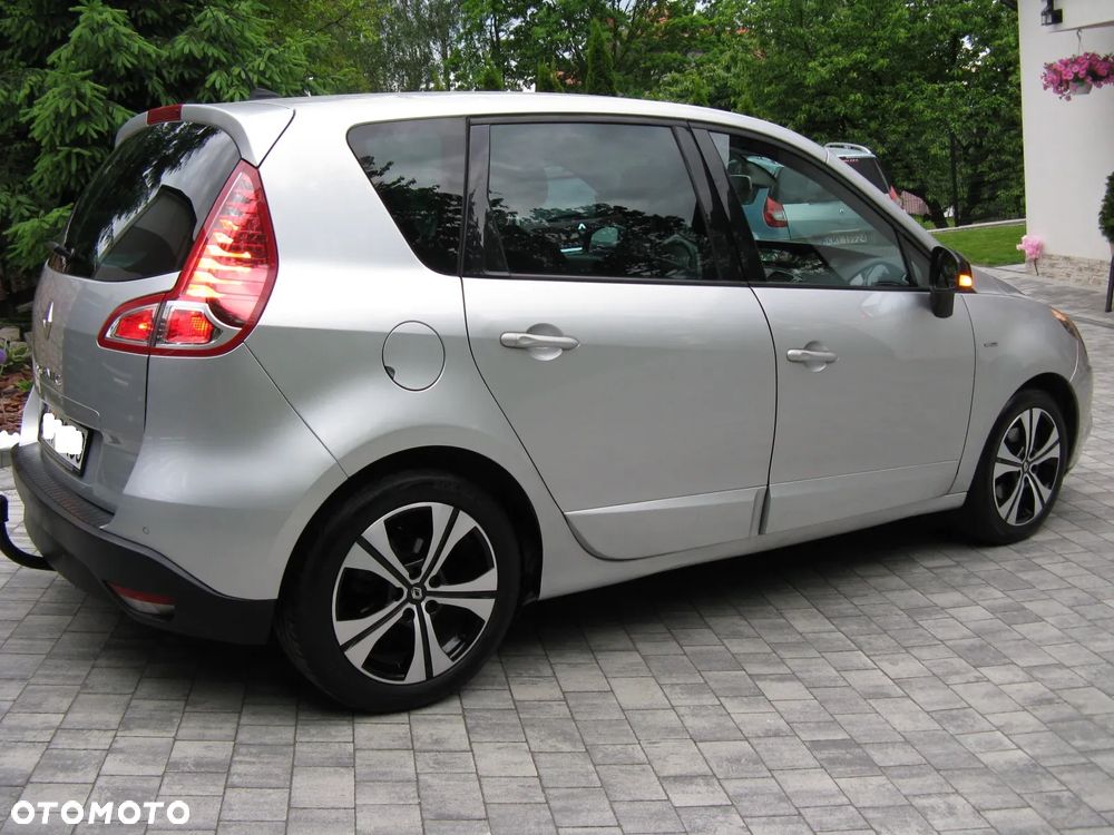 Renault Scenic 1.6 16V TomTom Edition - 9
