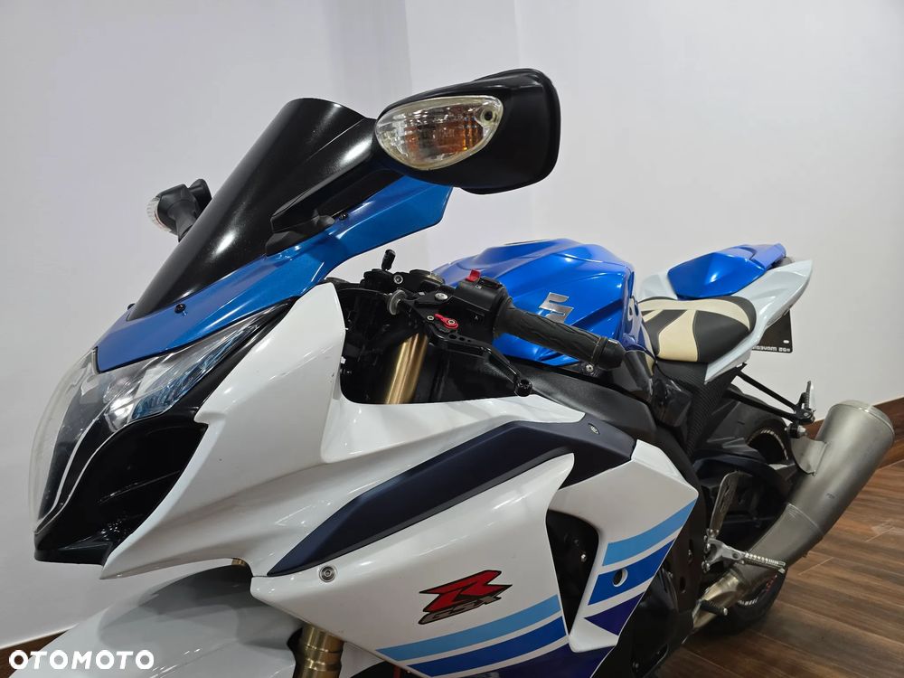 Suzuki GSX-R - 7