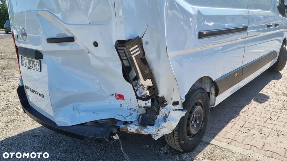 Nissan INTERSTAR - 15
