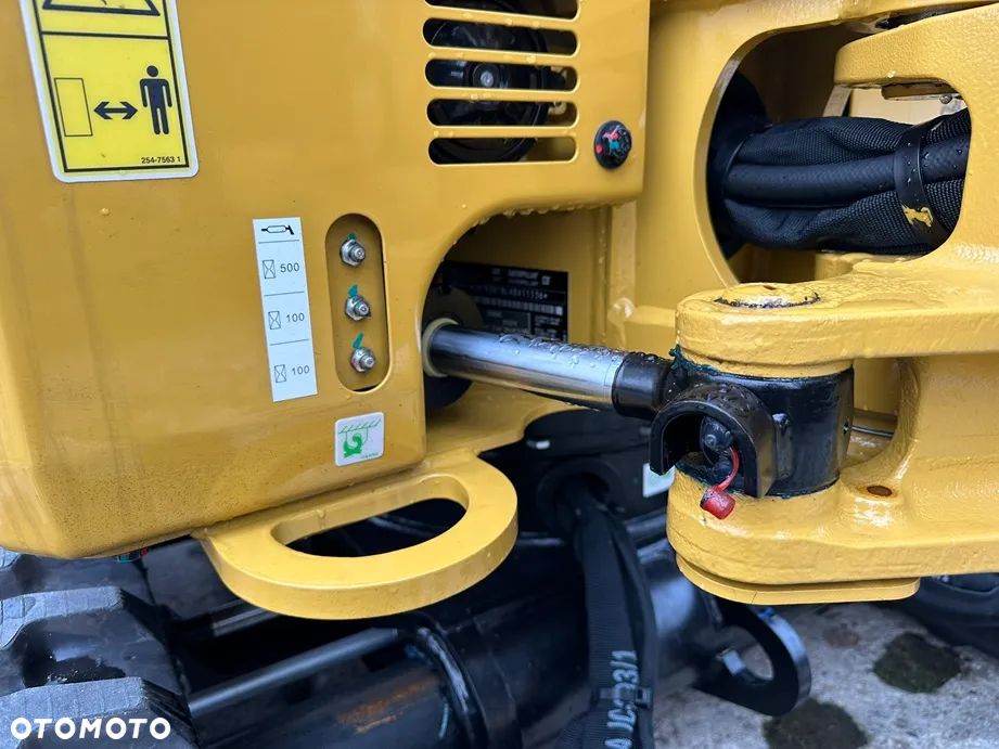 Caterpillar 301.8 GWARANCJA FABRYCZNA 3 LATA - 17