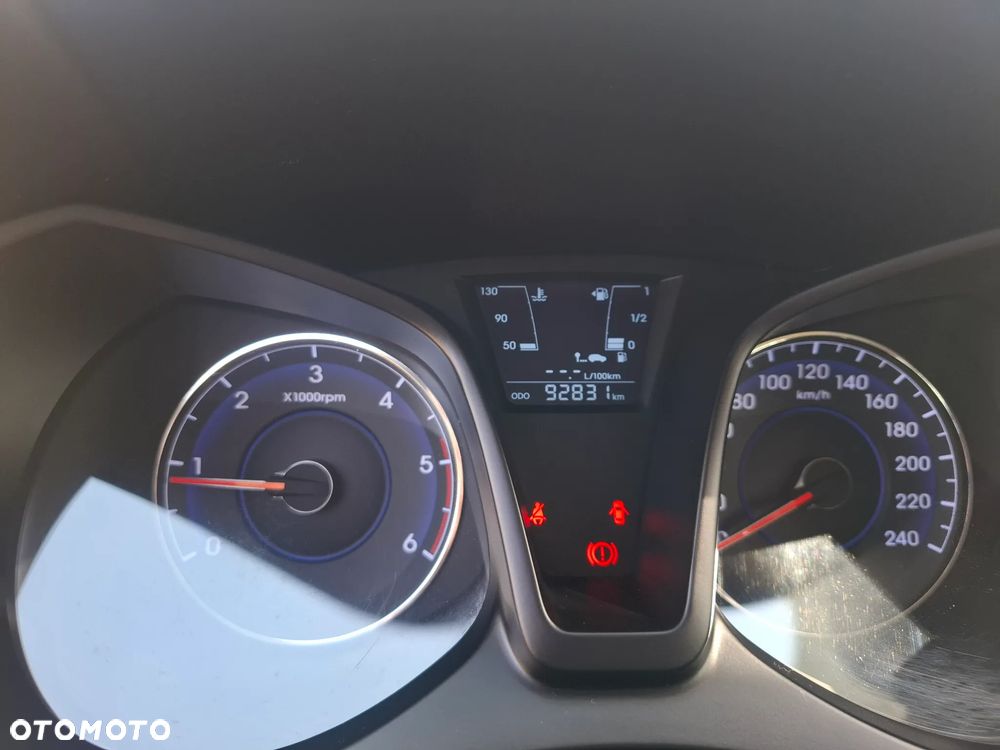 Hyundai ix20 - 8
