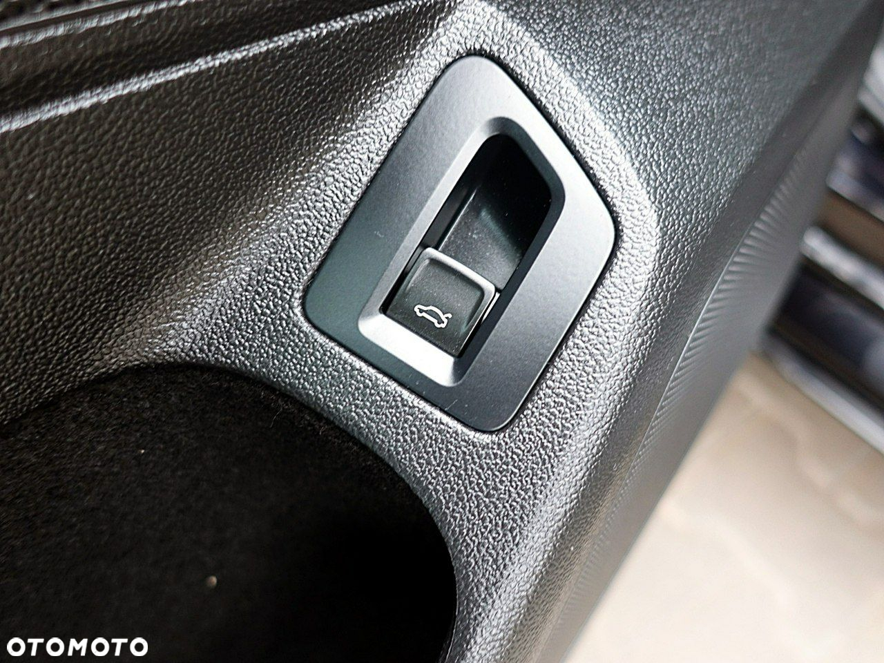 Volkswagen Passat - 20