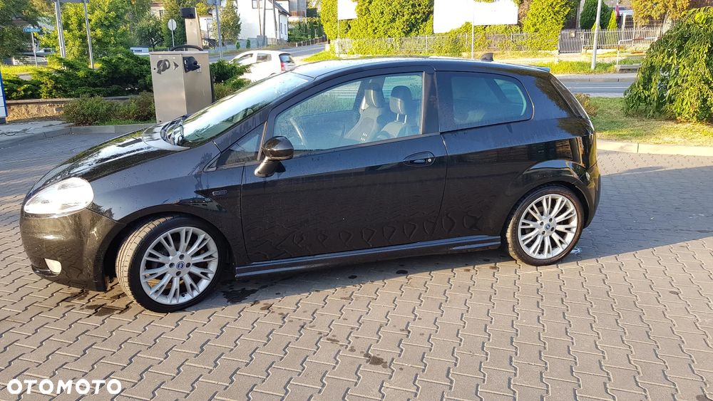 Fiat Grande Punto 1.4 16V Dynamic - 1