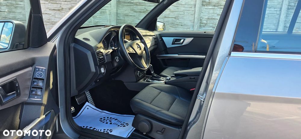 Mercedes-Benz GLK - 9
