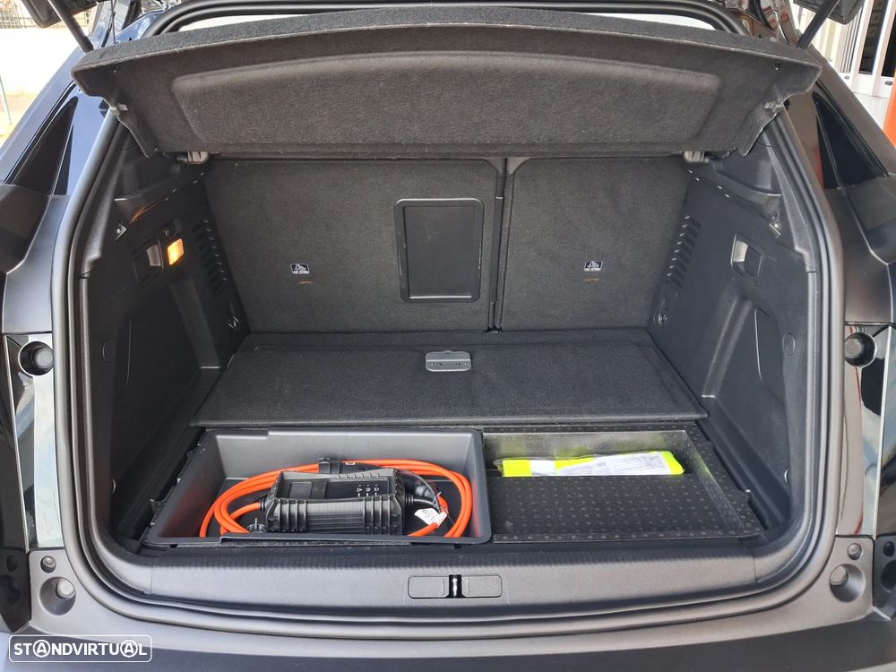 Peugeot 3008 225 e-EAT8 Allure Pack - 36