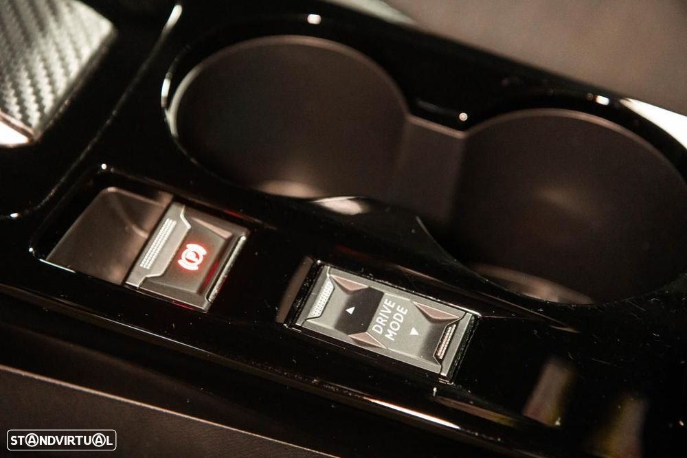 Peugeot e-2008 50 kWh Allure Pack - 32