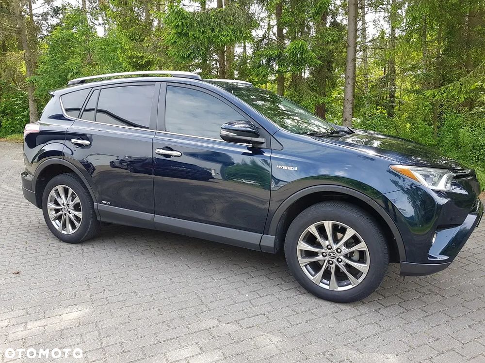 Toyota RAV4 - 16