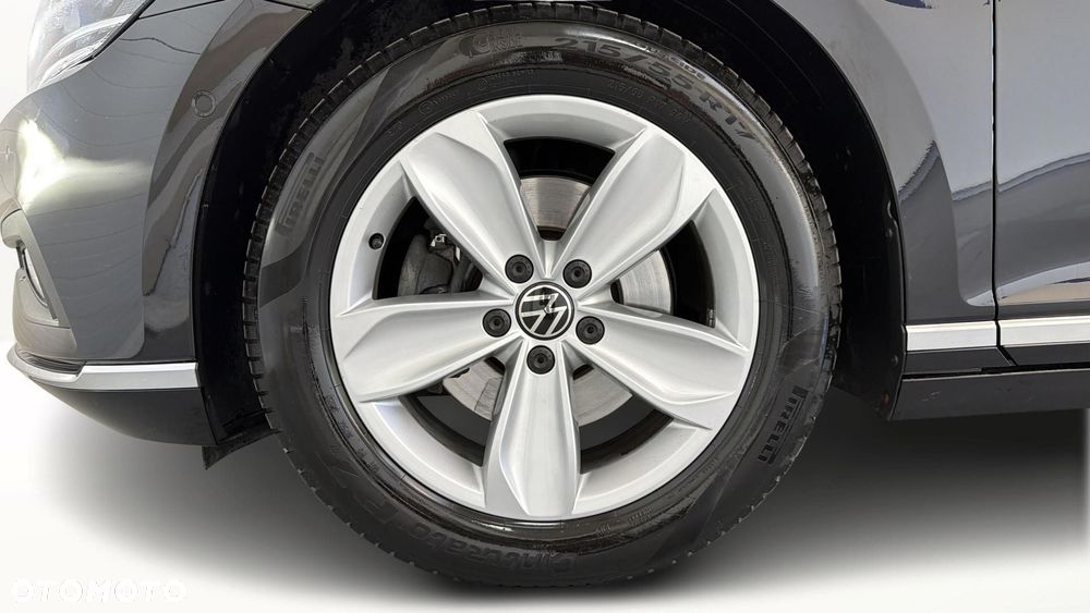 Volkswagen Passat 2.0 TDI EVO Elegance DSG - 20