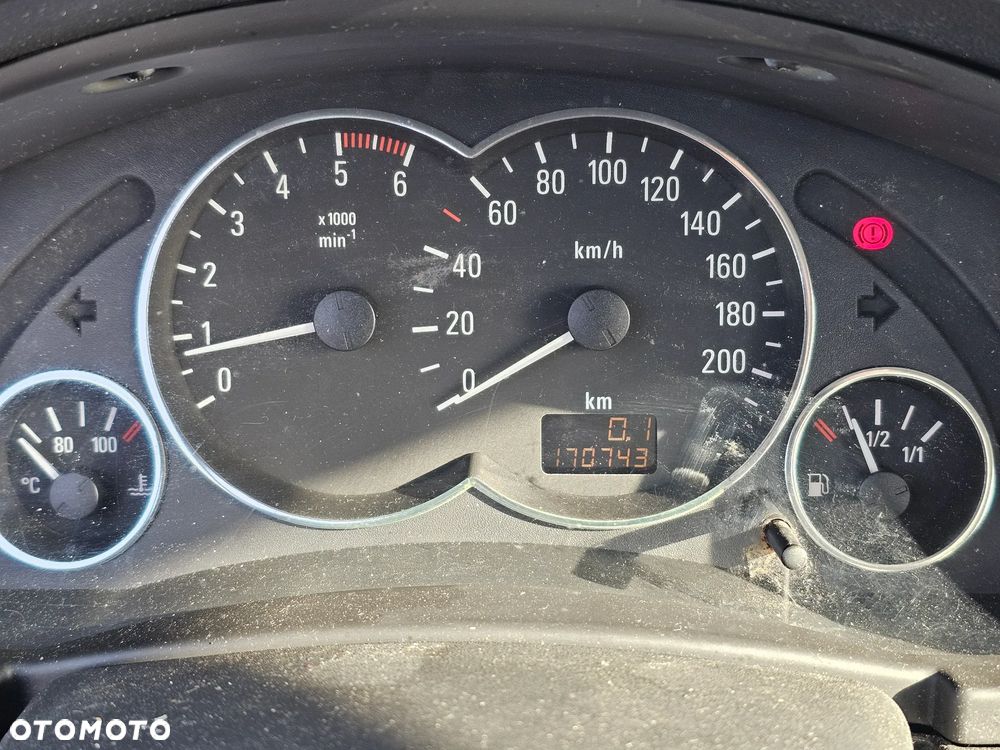 SILNIK SŁUPEK OPEL MERIVA A CORSA C COMBO 1.7 CDTI 101KM Z17DTH OSPRZĘT DENSO 170000km - 2