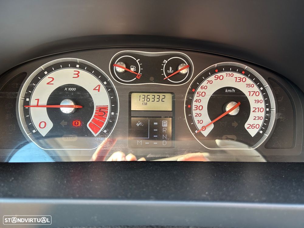 Renault Laguna 2.2 dCi Dynami. Luxe Auto. - 5