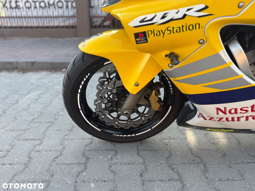 Honda CBR - 25
