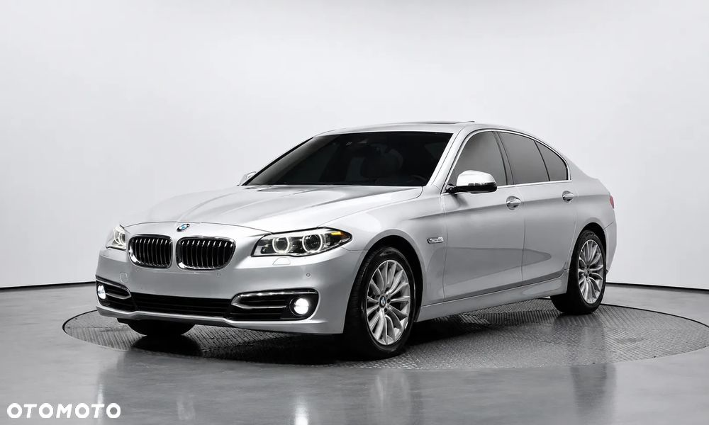 BMW Seria 5 520d xDrive Luxury Line - 2