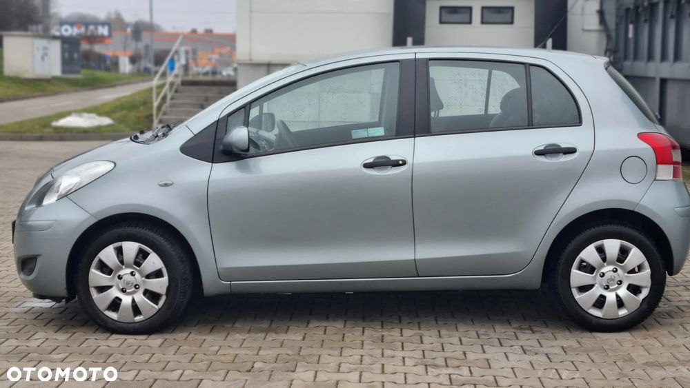 Toyota Yaris 1.33 Sol - 4