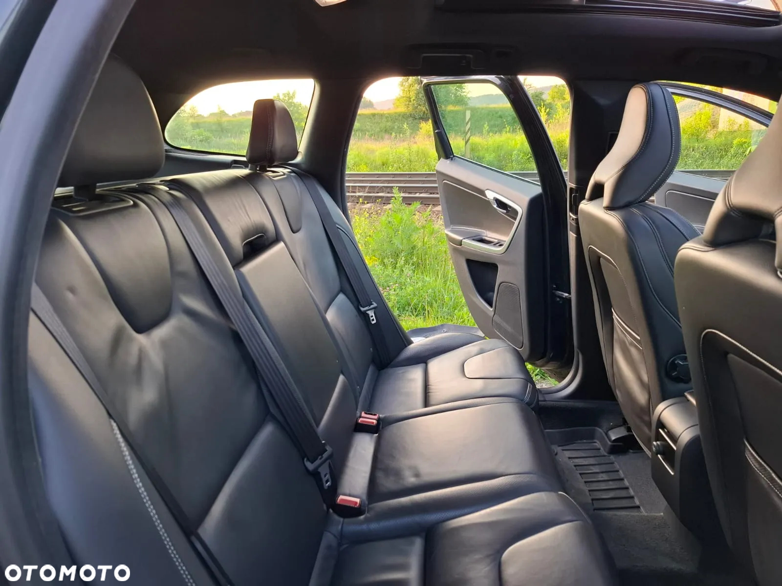 Volvo XC 60 D5 AWD RDesign - 21