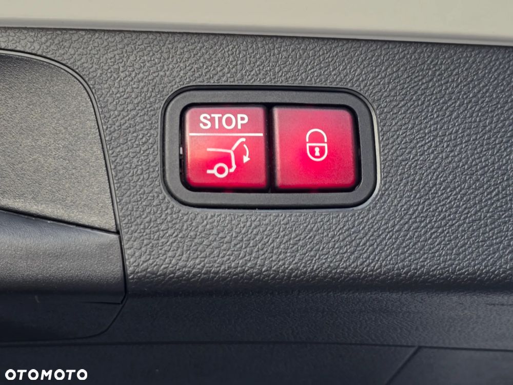 Mercedes-Benz GLC - 18