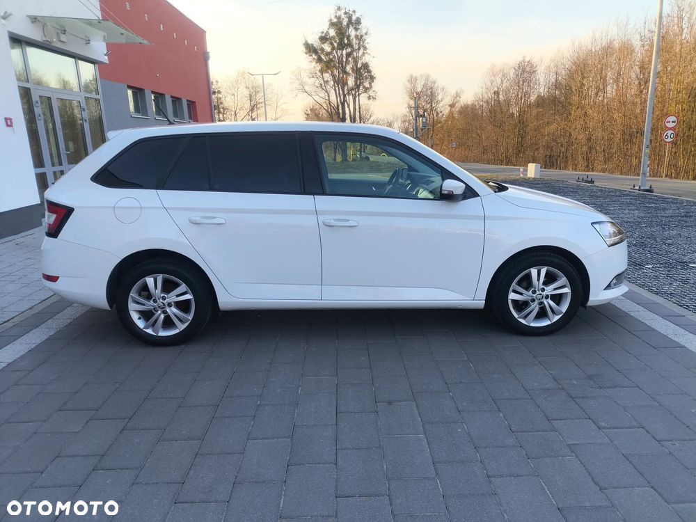 Skoda Fabia 1.0 TSI Ambition - 10