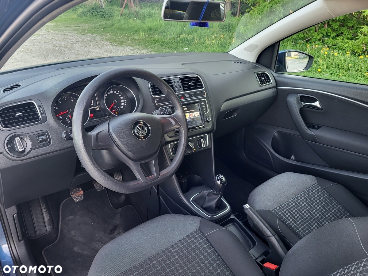 Volkswagen Polo - 12