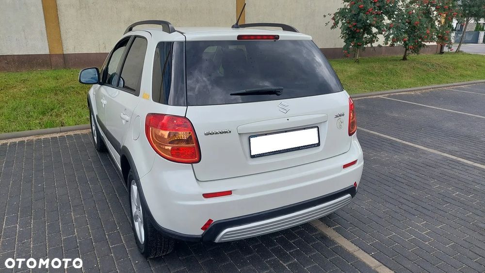 Suzuki SX4 1.6 VVT 4x2 Comfort Dance - 5