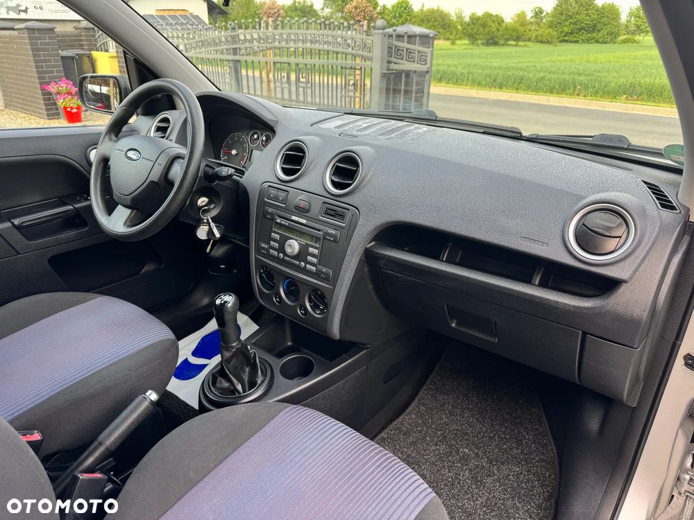 Ford Fusion 1.6 Elegance - 15