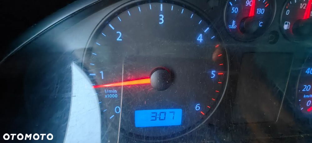 Volkswagen Transporter - 34
