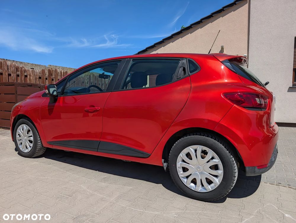Renault Clio 1.2 16V Zen - 9