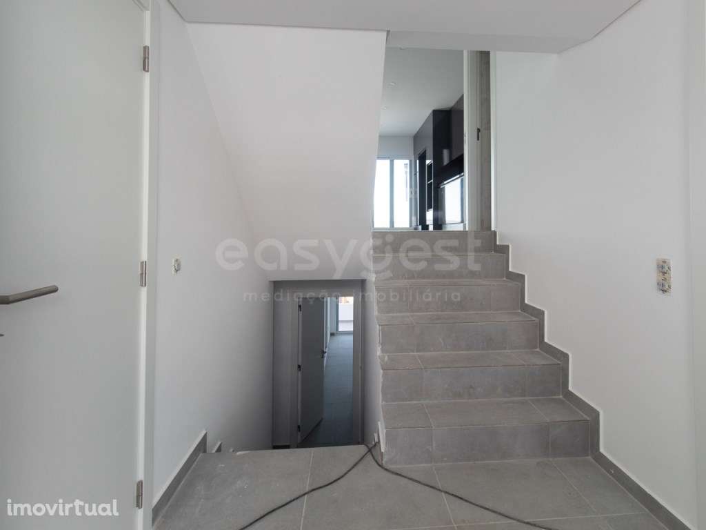 Moradia T3 Nova na Colina da Asseca - Tavira - Grande imagem: 2/51