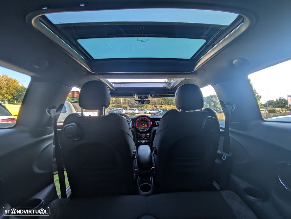 MINI 3 Portas Cooper D - 9