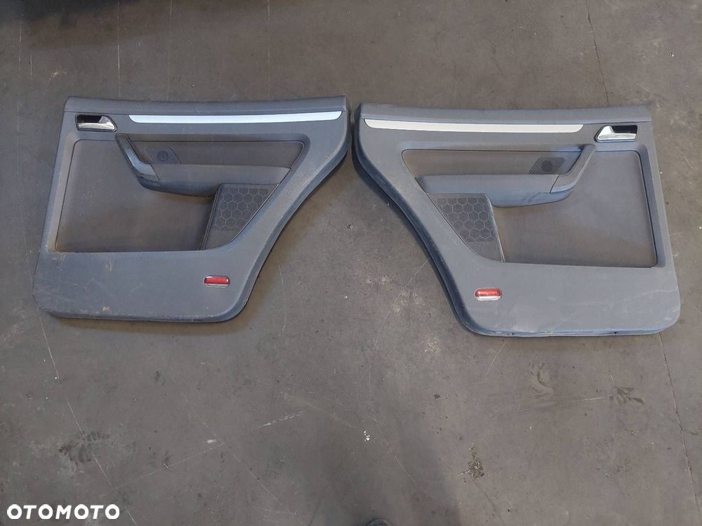 KOMPLET FOTELI LEWY PRAWY PRZÓD + TYŁ + BOCZKI VOLKSWAGEN TOURAN I - 3