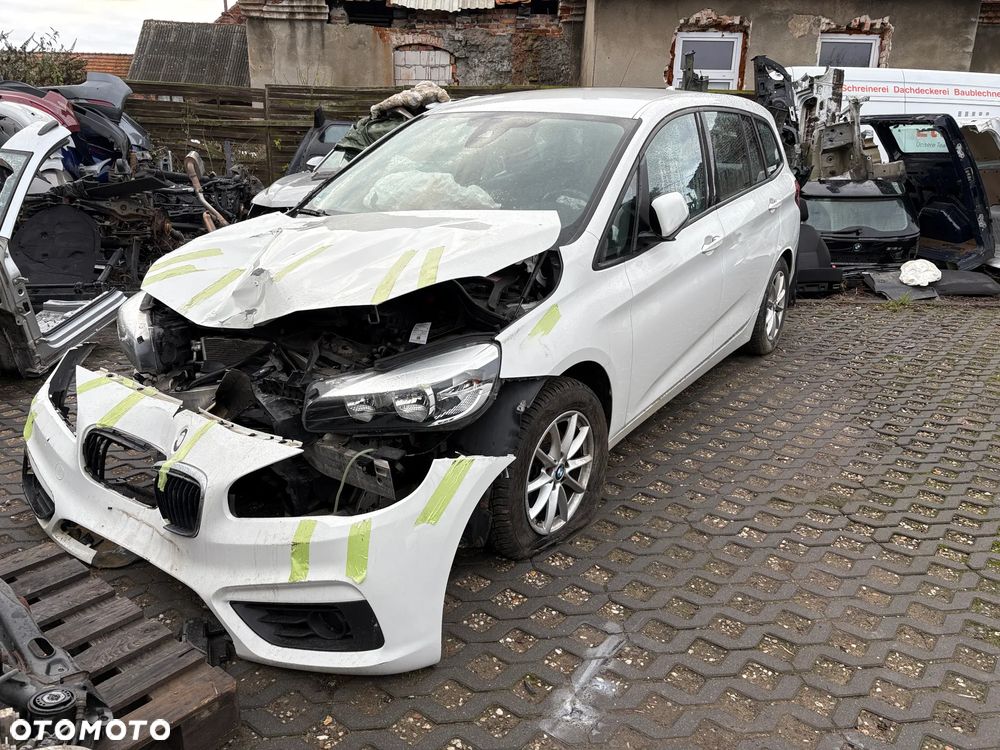 BMW Seria 2 216d - 2