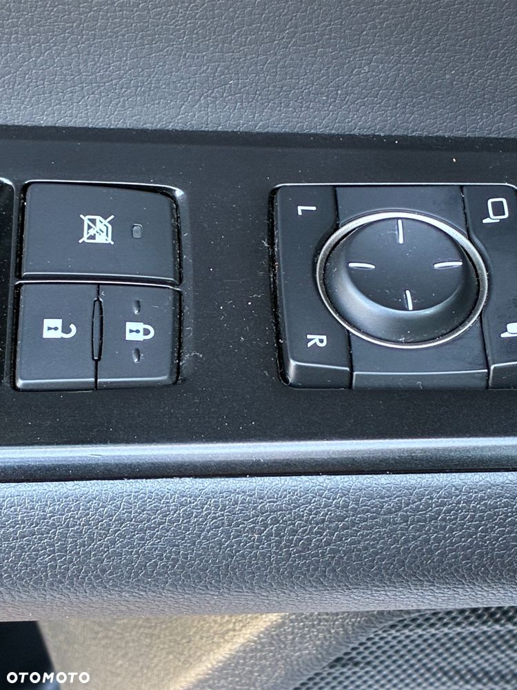 Lexus UX 250h F Sport 2WD - 19