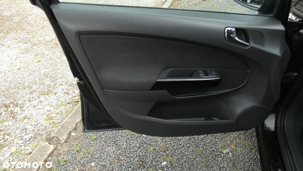 Opel Corsa 1.2 16V Edition - 24